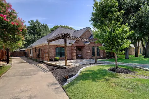 Exterior - 803 Teal Ln, Keller, TX 76248 photo 2 of 6
