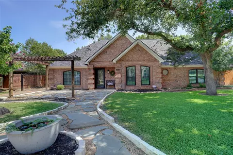 Exterior - 803 Teal Ln, Keller, TX 76248 photo 1 of 6