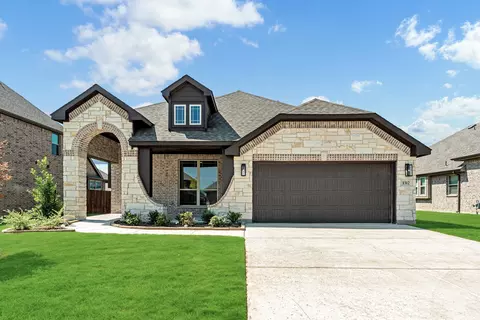 1312 Cedar Creek Ln, Crowley, TX 76036