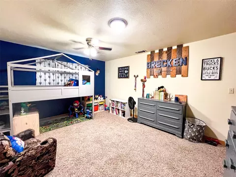 Bedroom - 607 N 5th St, Haskell, TX 79521 photo 5 of 8