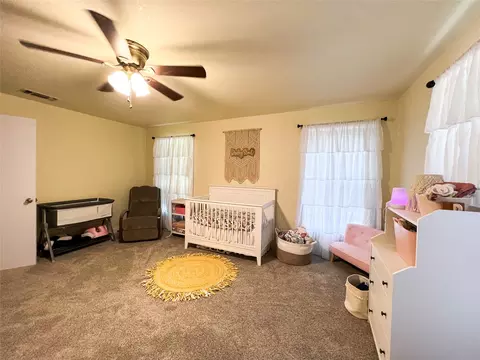 Bedroom - 607 N 5th St, Haskell, TX 79521 photo 3 of 8