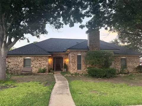100 Country Club Ct, Irving, TX 75038