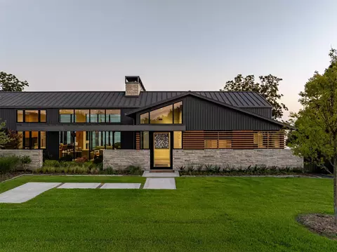2240 Lake View Lndg, Corsicana, TX 75109