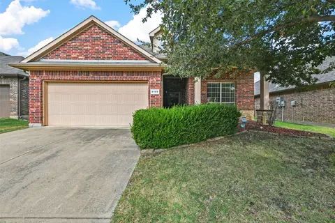 8109 Misty Water Dr, Fort Worth, TX 76131