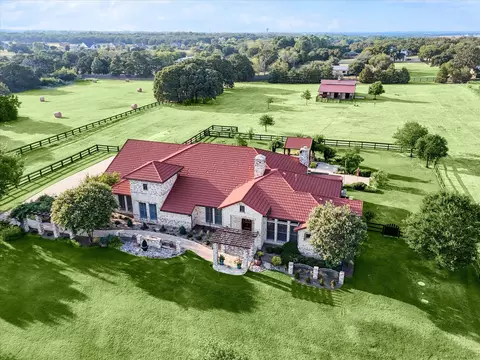 1672 Barrington Hills Blvd, Bartonville, TX 76226