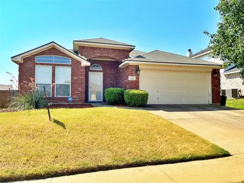 304 Kennedy Dr, Crowley, TX 76036