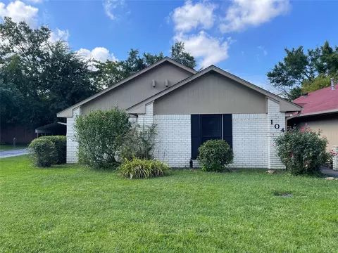104 Gilpin Dr, Fairfield, TX 75840