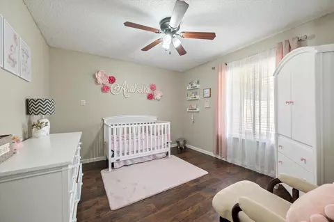 Bedroom - 204 Laurel Ln, Euless, TX 76039 photo 1 of 8