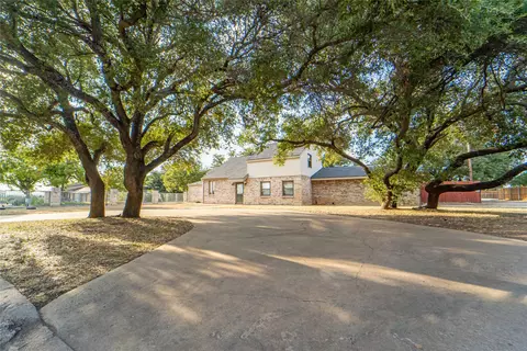 2600 Sha Ln, Breckenridge, TX 76424