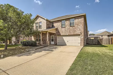 5913 Deck House Rd, Fort Worth, TX 76179