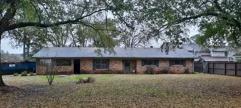 4027 Pines Rd, Shreveport, LA 71119