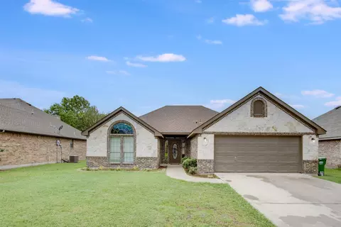 1209 Shelby Dr, Seagoville, TX 75159