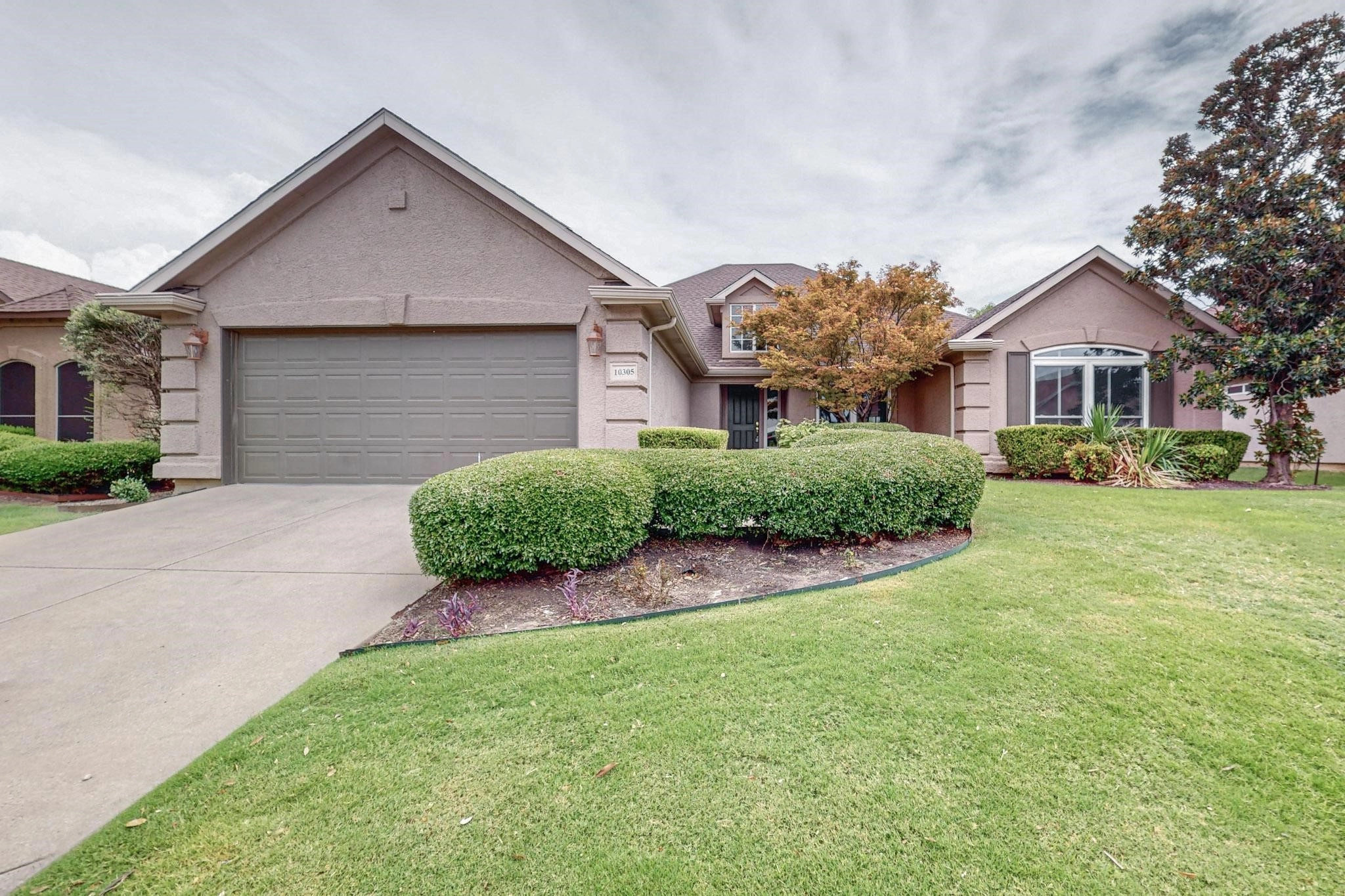 10305 Countryside Dr  