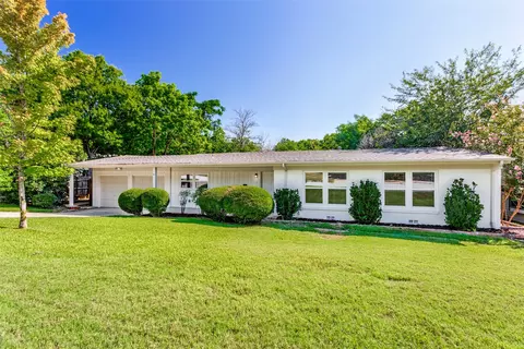 4455 Ridgevale Rd, Fort Worth, TX 76116