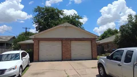 6309 Peggy Dr, Fort Worth, TX 76133