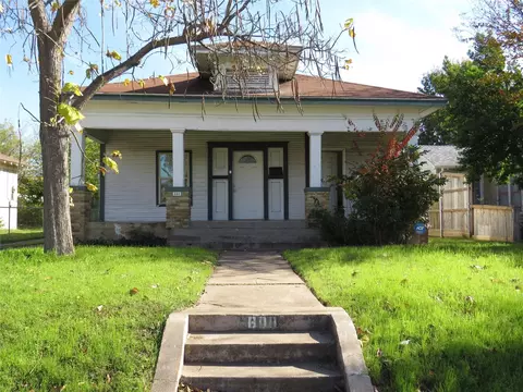 608 S Brighton Ave, Dallas, TX 75208
