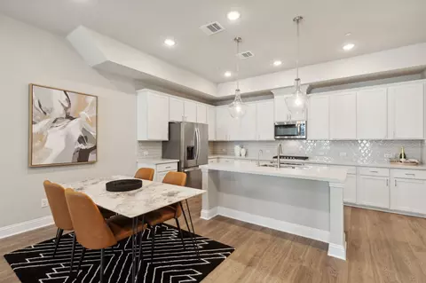304 Ukiah St, Lewisville, TX 75067
