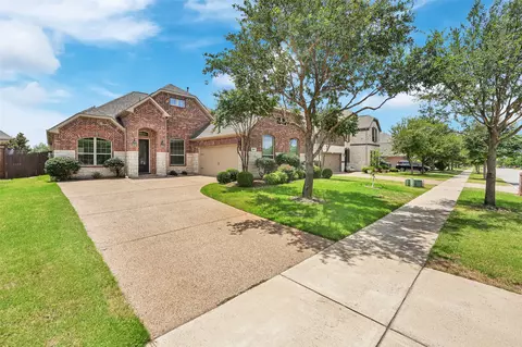 9867 Crown Meadow Dr, Frisco, TX 75035