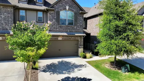 2725 Starburst Dr, Little Elm, TX 75068