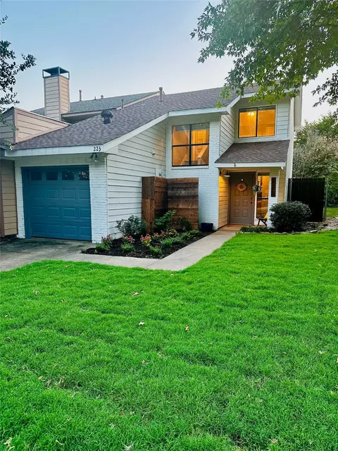 223 Mccarley Pl, Mckinney, TX 75071