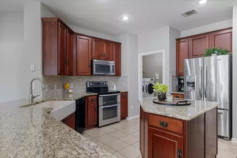 1616 Oakcrest Dr, Providence Village, TX 76227