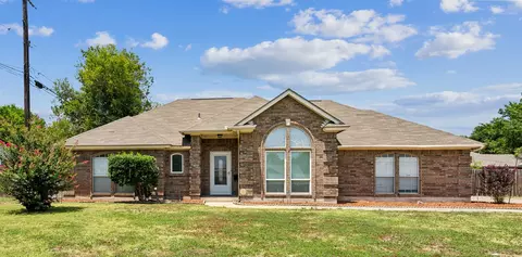 107 Cozby St S, Benbrook, TX 76126