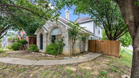 338 Teakwood Ln, Lewisville, TX 75067
