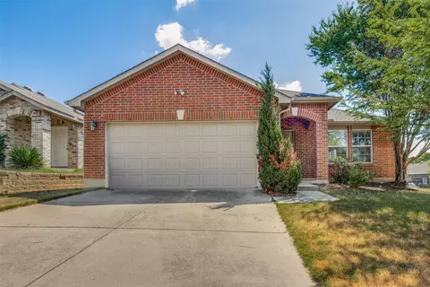 3224 Jetranger Rd, Hurst, TX 76053