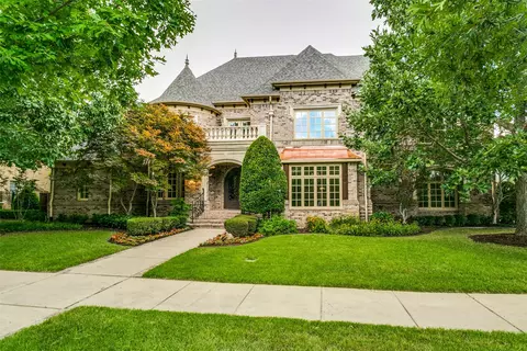 7008 Reverchon Ct, Colleyville, TX 76034