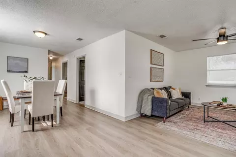 506 E Willingham St, Cleburne, TX 76031 photo 13