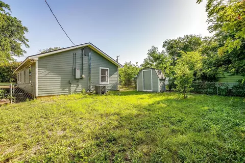 506 E Willingham St, Cleburne, TX 76031 photo 36