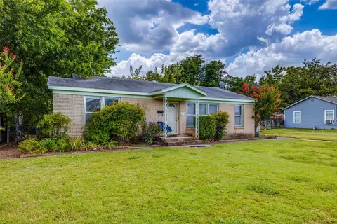 303 W Enon Ave, Everman, TX 76140