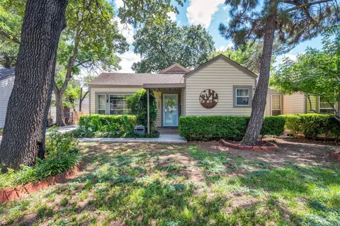 4931 Black Oak Ln, River Oaks, TX 76114