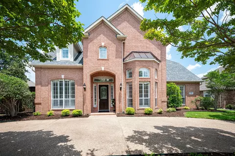 7404 Hillshire Ln, Irving, TX 75063