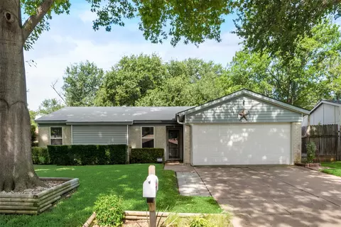 5316 Windy Meadow Dr, Arlington, TX 76017