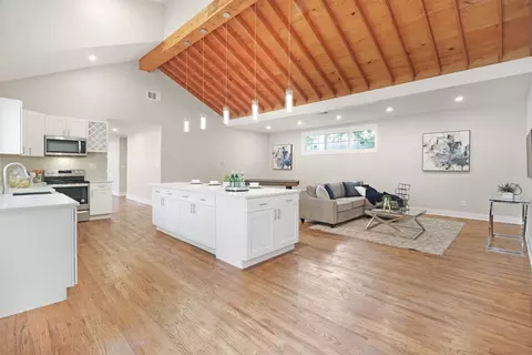 123 N Jester Ave, Dallas, TX 75211