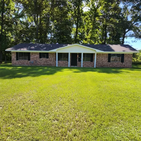 500 Edisto St, Coushatta, LA 71019