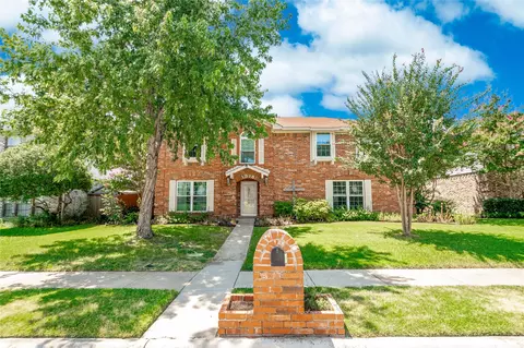 1318 Bogard Ln, Lewisville, TX 75077