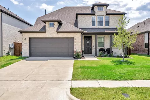 1821 Purtis Creek Dr, Forney, TX 75126
