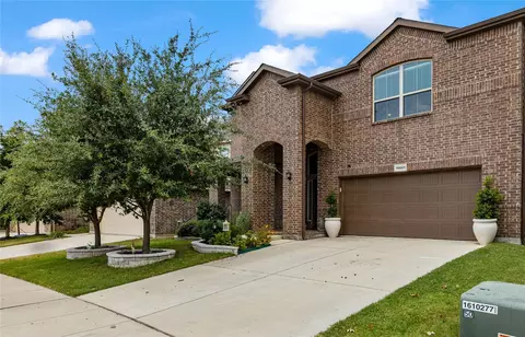 15801 Barton Ridge Dr, Fort Worth, TX 76177