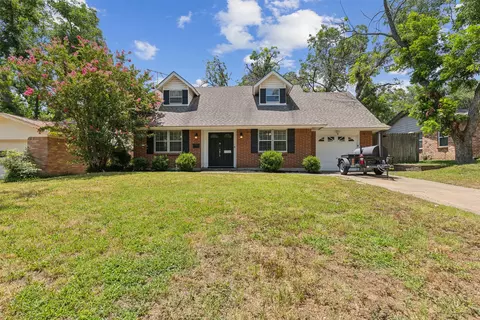1714 Foster Dr, Arlington, TX 76012