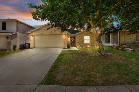 1633 Knight Trl, Little Elm, TX 75036