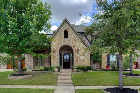 9121 Cedar Rdg, Lantana, TX 76226