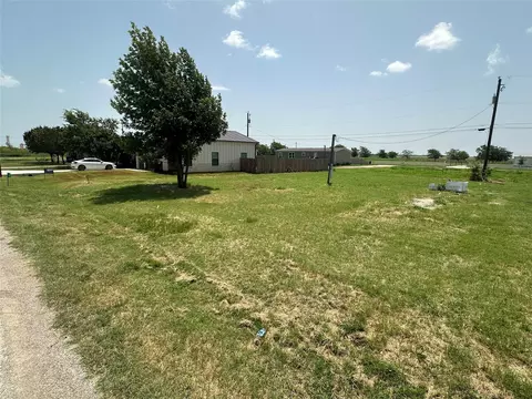 918 E 920 E Dee St, Whitney, TX 76692 photo 4