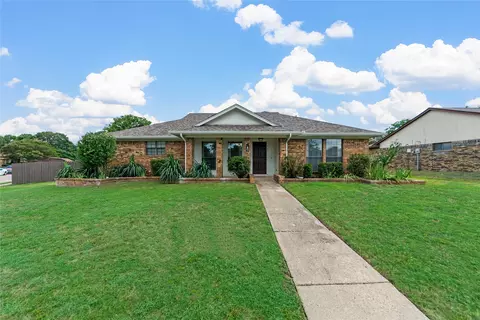 800 Filmore Dr, Plano, TX 75025