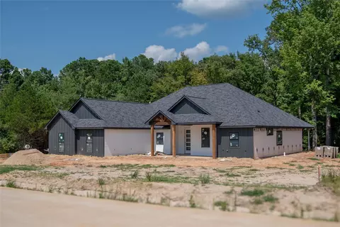 14611 Woodland Creek Dr, Tyler, TX 75706