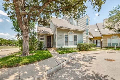 820 Ventura Park, Irving, TX 75061