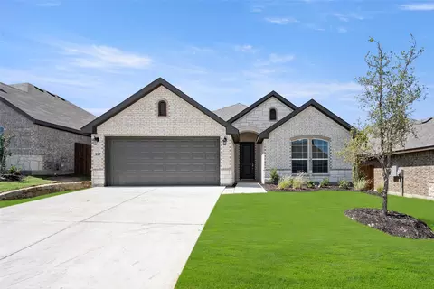 917 Beverly Dr, Cleburne, TX 76033