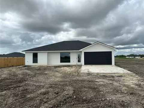 521 Pr 24977, Brookston, TX 75421