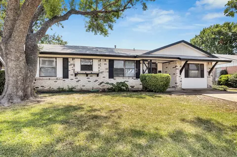2341 Seabreeze Dr, Mesquite, TX 75150